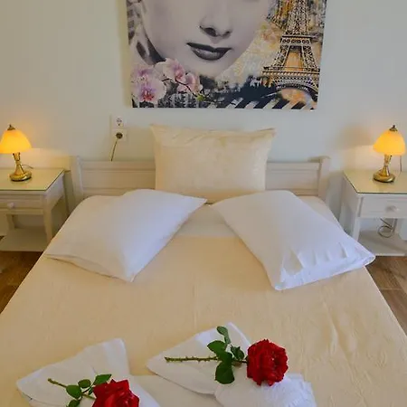 Guest house Xrissi Ammos *